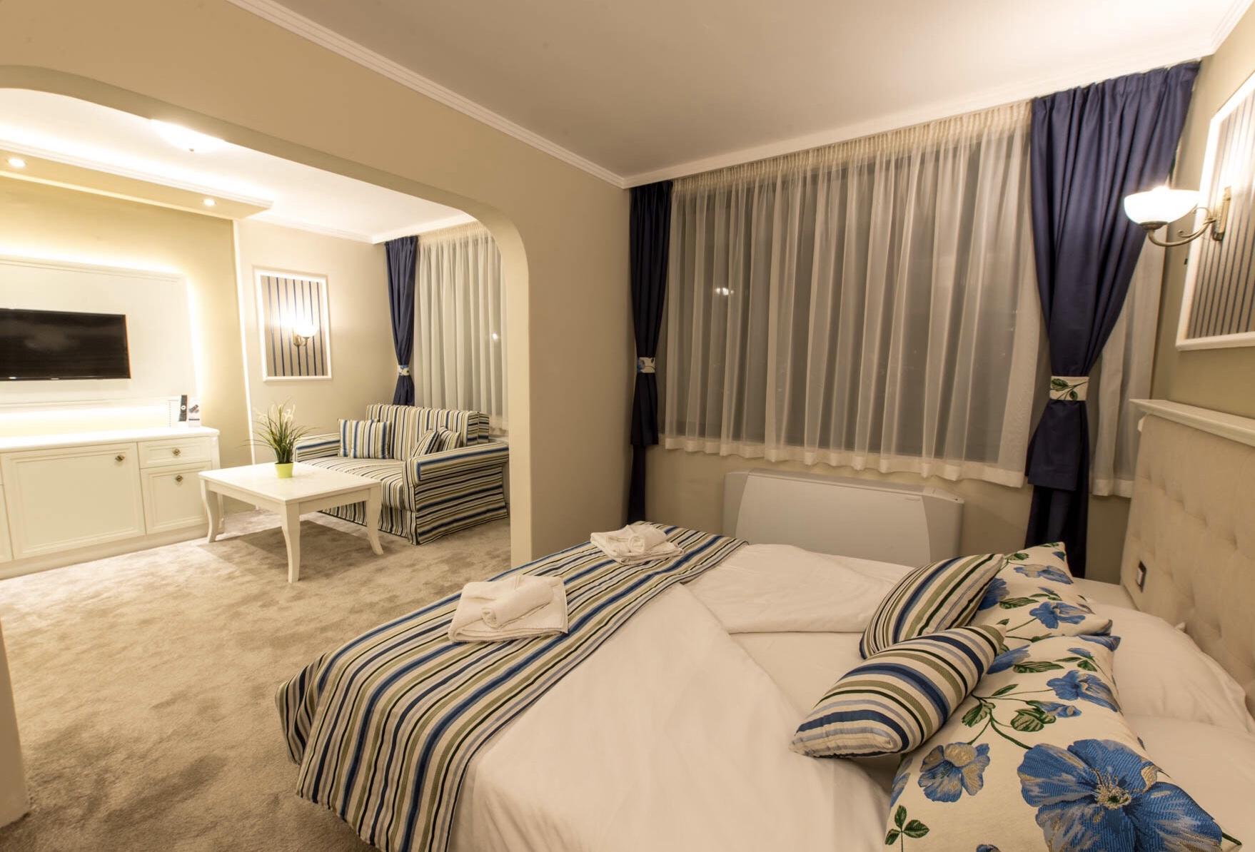 Park Hotel Raya Garden - Free Parking Veliko Tárnovo Exterior foto
